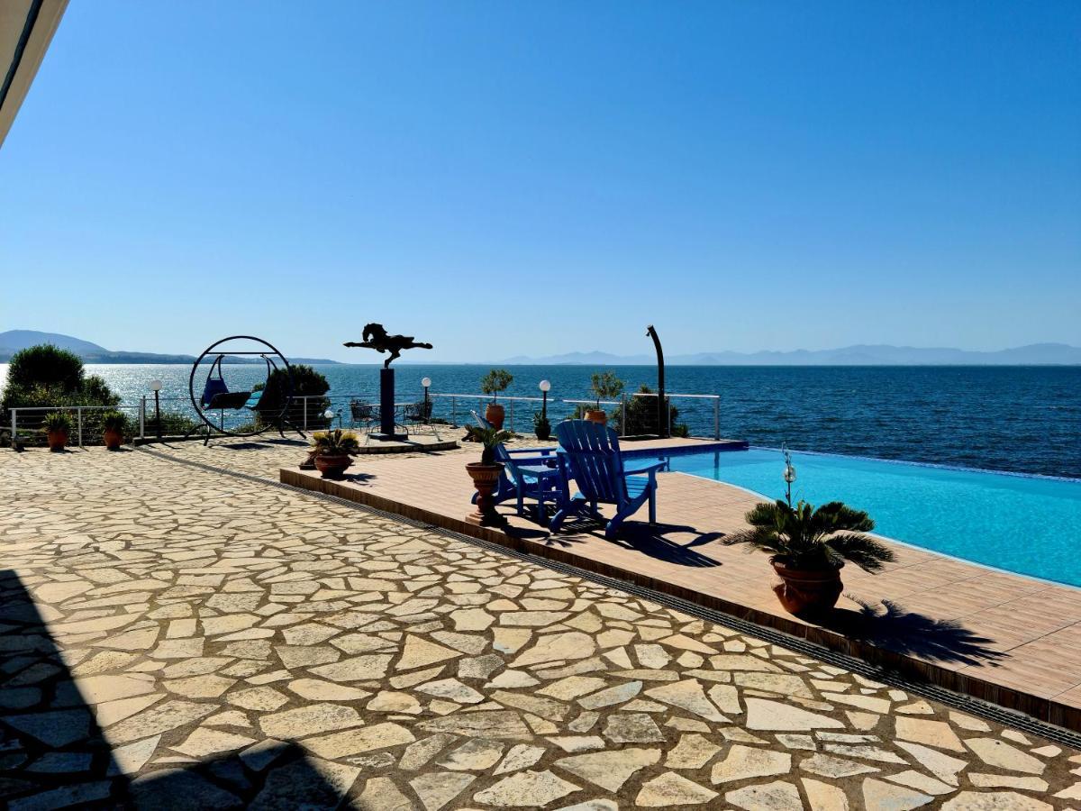 Iris Villas Sparton Luaran gambar