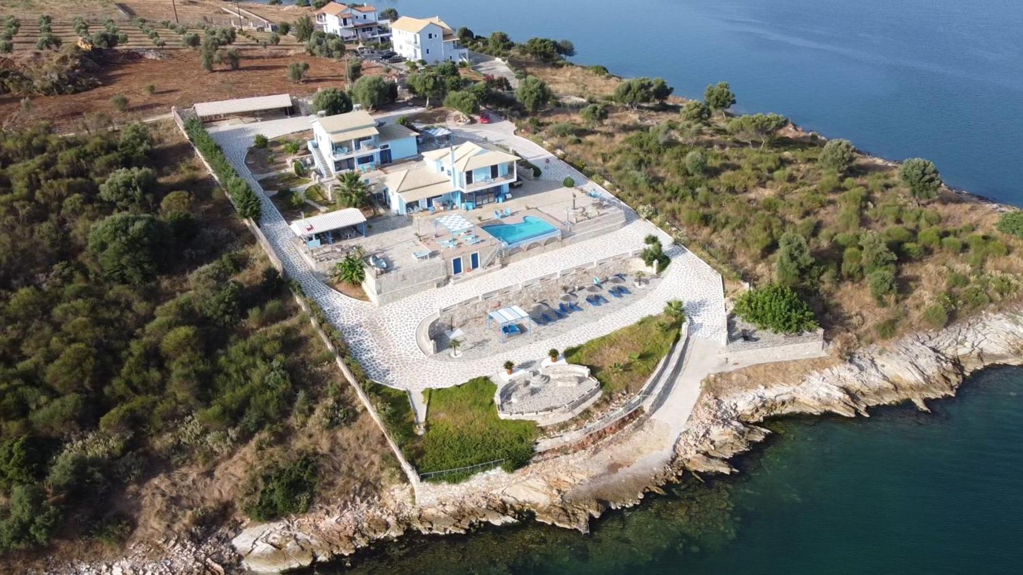 Iris Villas Sparton Luaran gambar