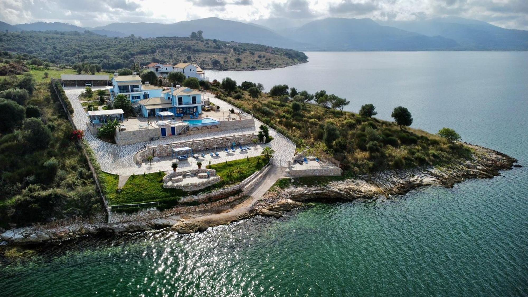 Iris Villas Sparton Luaran gambar