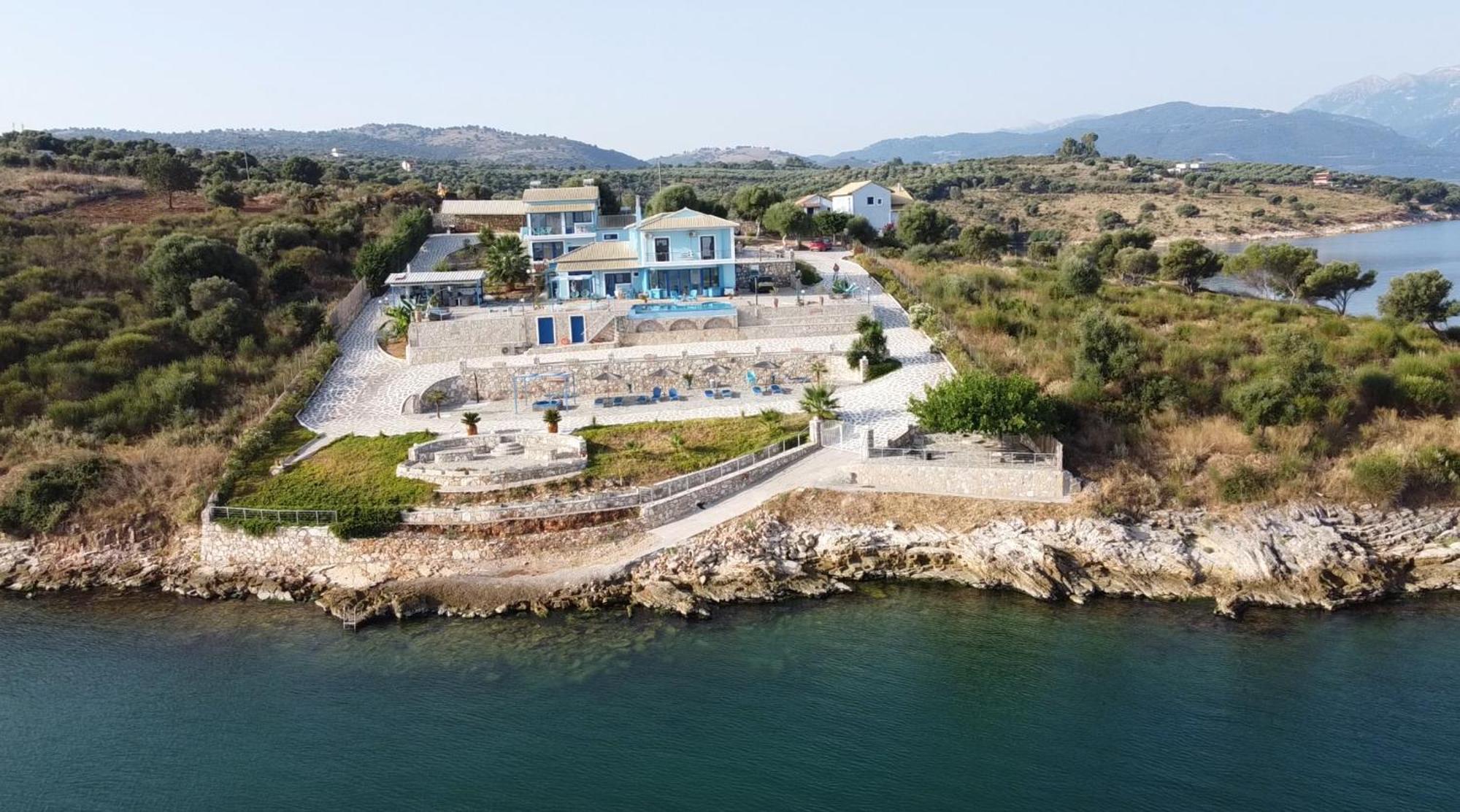 Iris Villas Sparton Luaran gambar