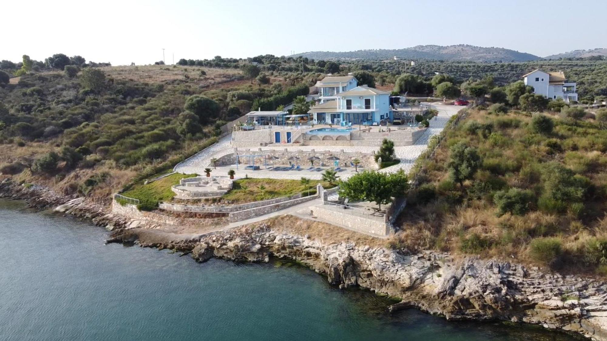 Iris Villas Sparton Luaran gambar