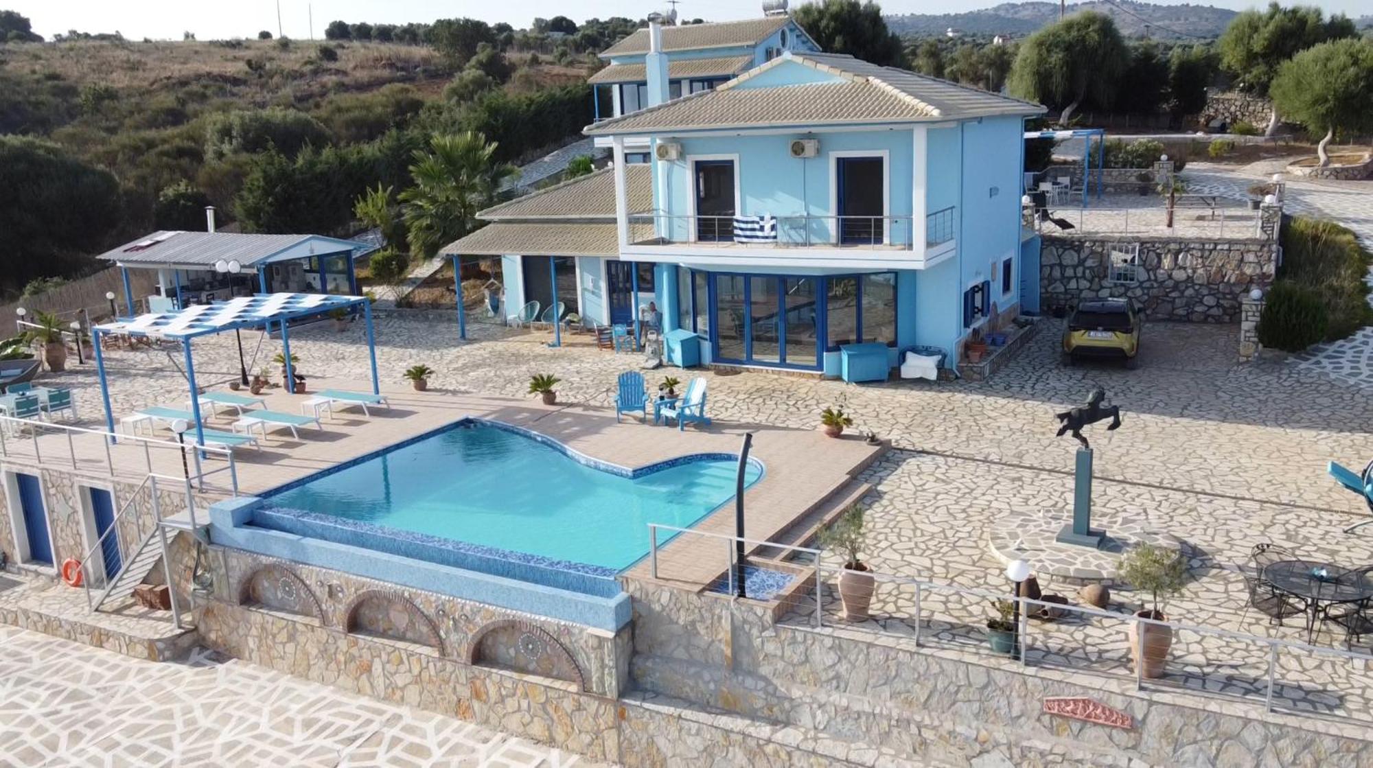 Iris Villas Sparton Luaran gambar